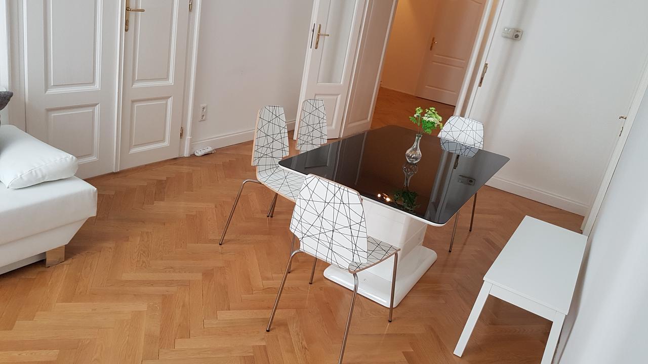 Sobieski Apartments St. Stephen'S Cathedral Wina Bagian luar foto